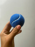 The Looped fetch ball (blue)